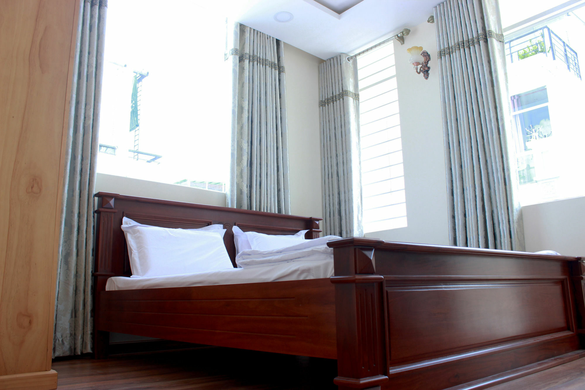 Sunny Guest House Thành Pho Ho Chí Minh Esterno foto